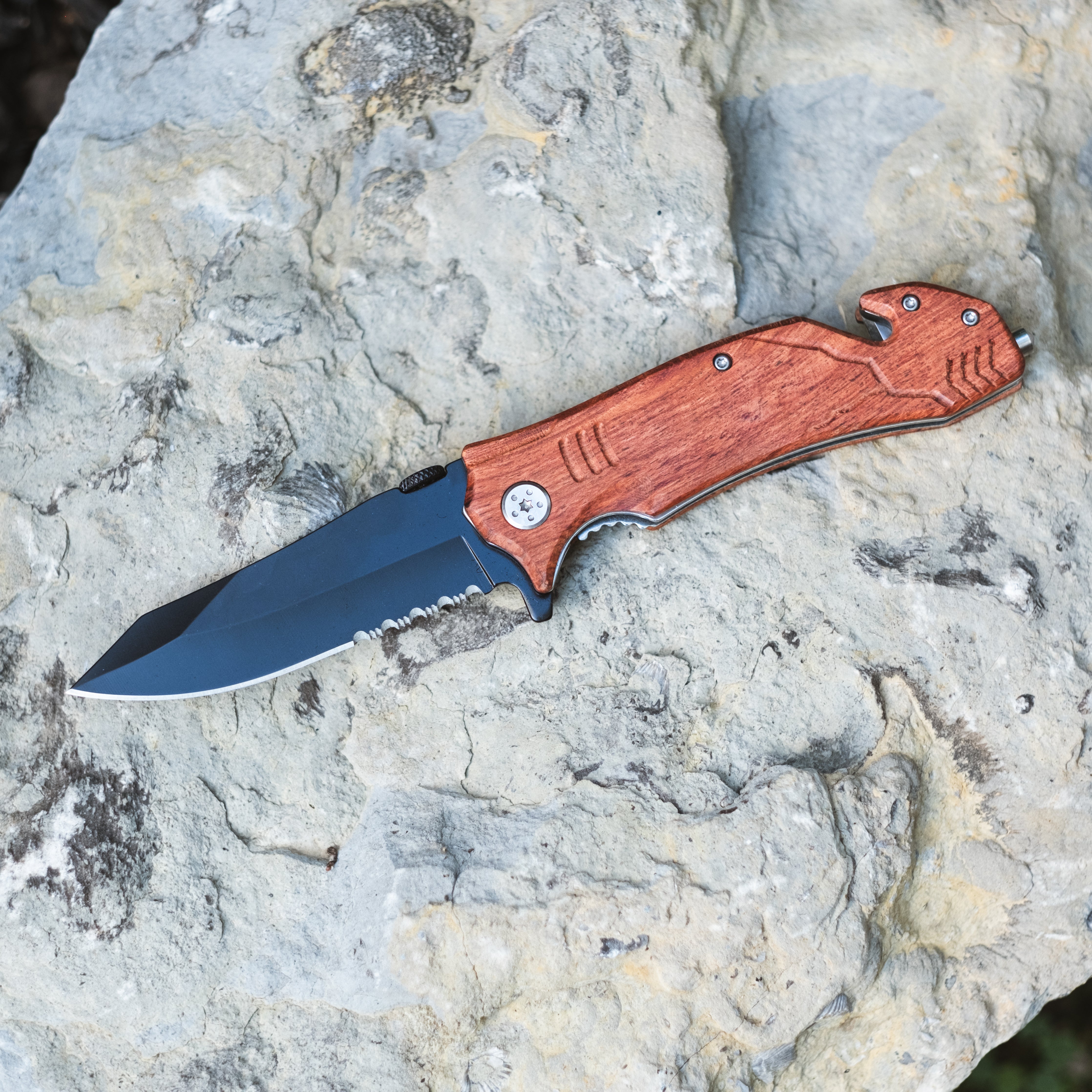 4.5” Wooden Rescue Knife