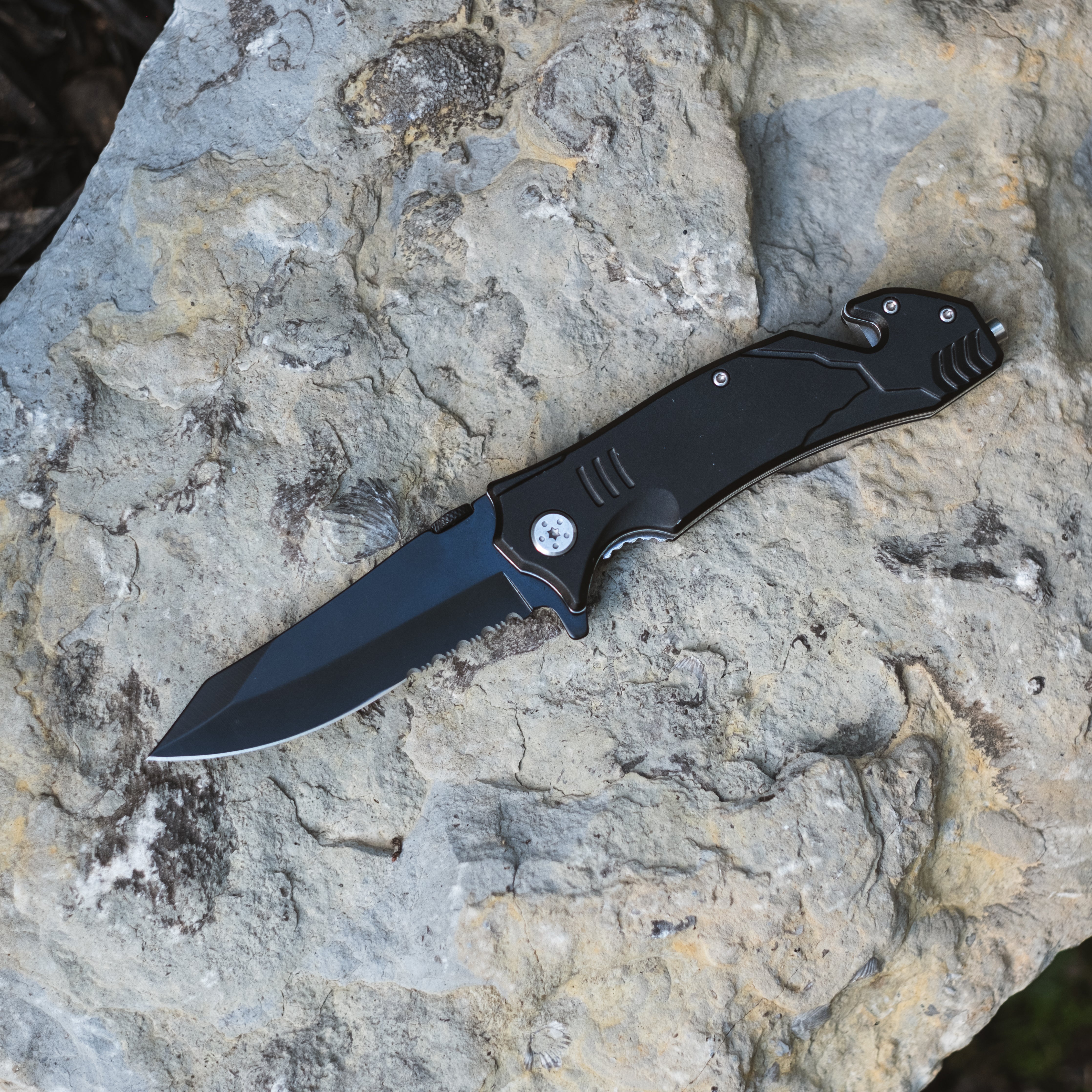 BR1001 - 4.5” Black Rescue Knife