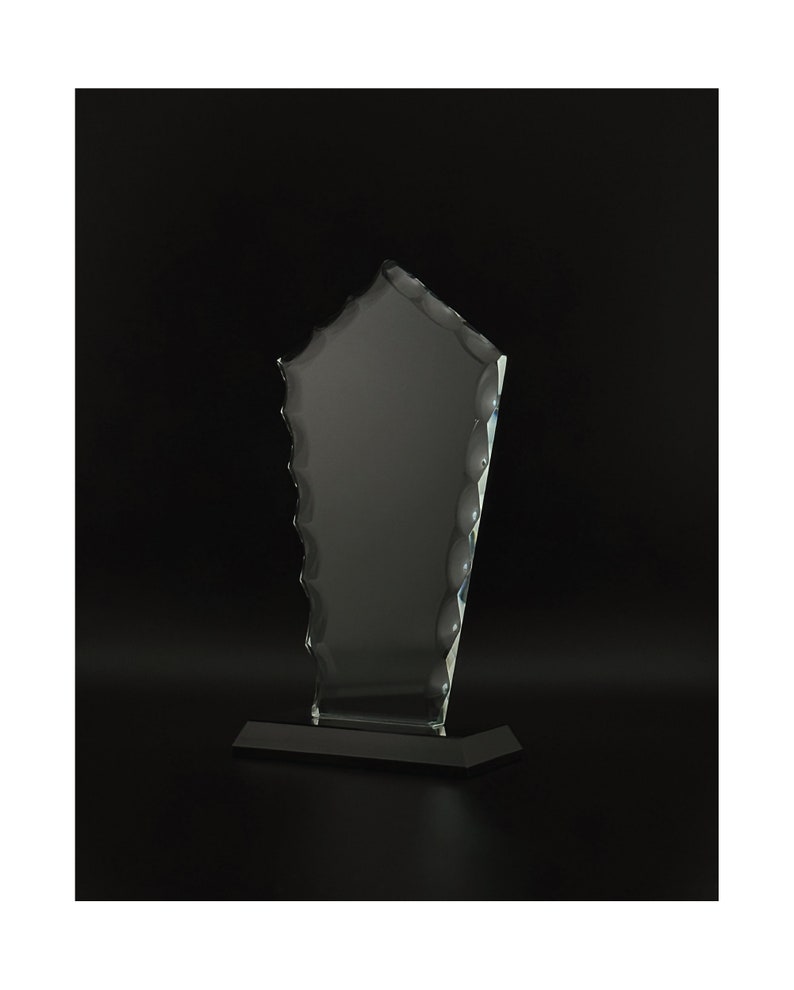 Diamond Glass Awards, Personalized Recognition Awards and Trophies