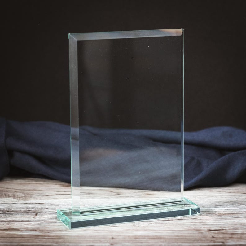 JGS63 - 8.5” Rectangle Jade Glass Award